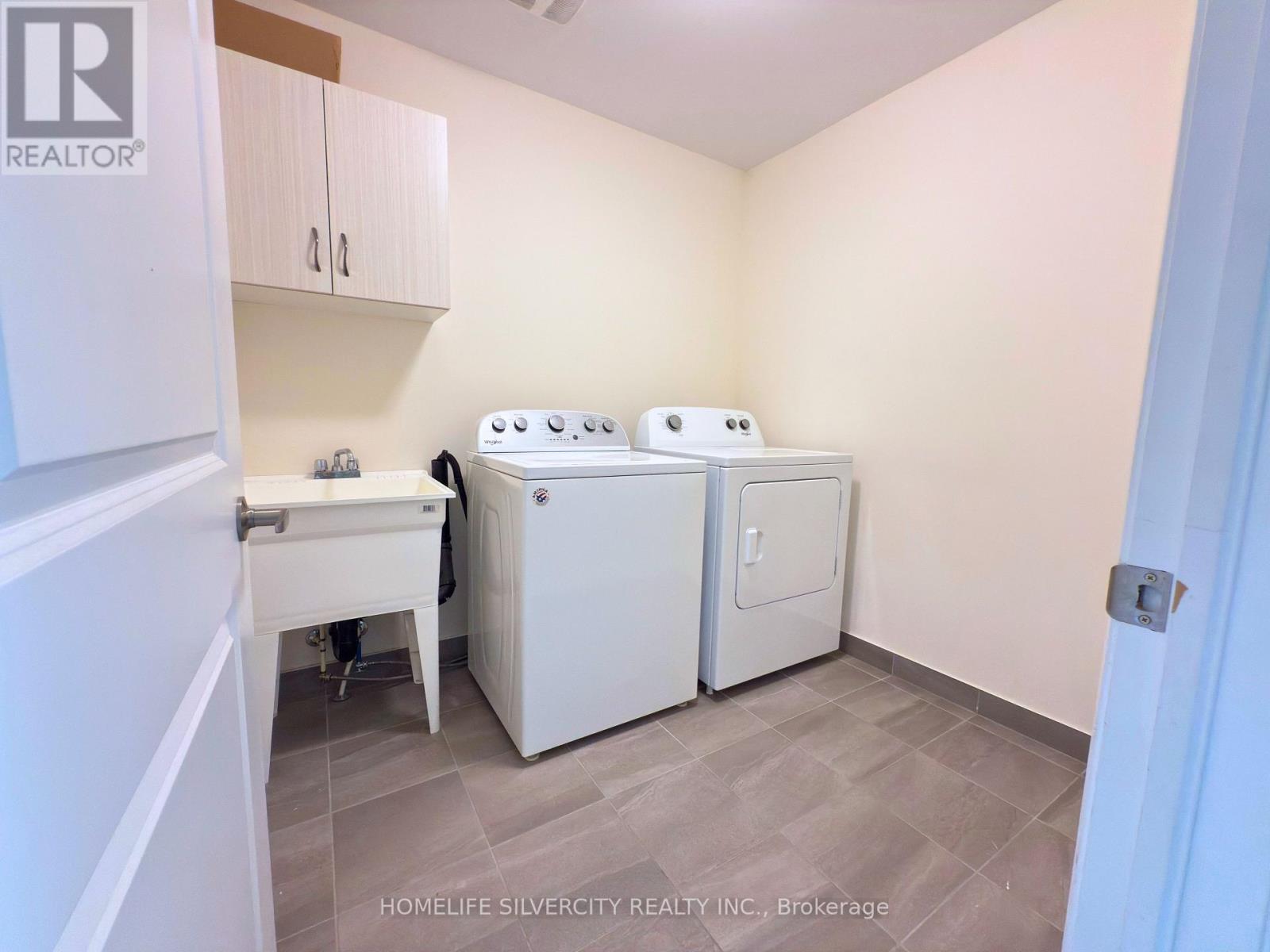 35 Sparkle Drive, Thorold, Ontario  L2V 0H2 - Photo 22 - X12479363