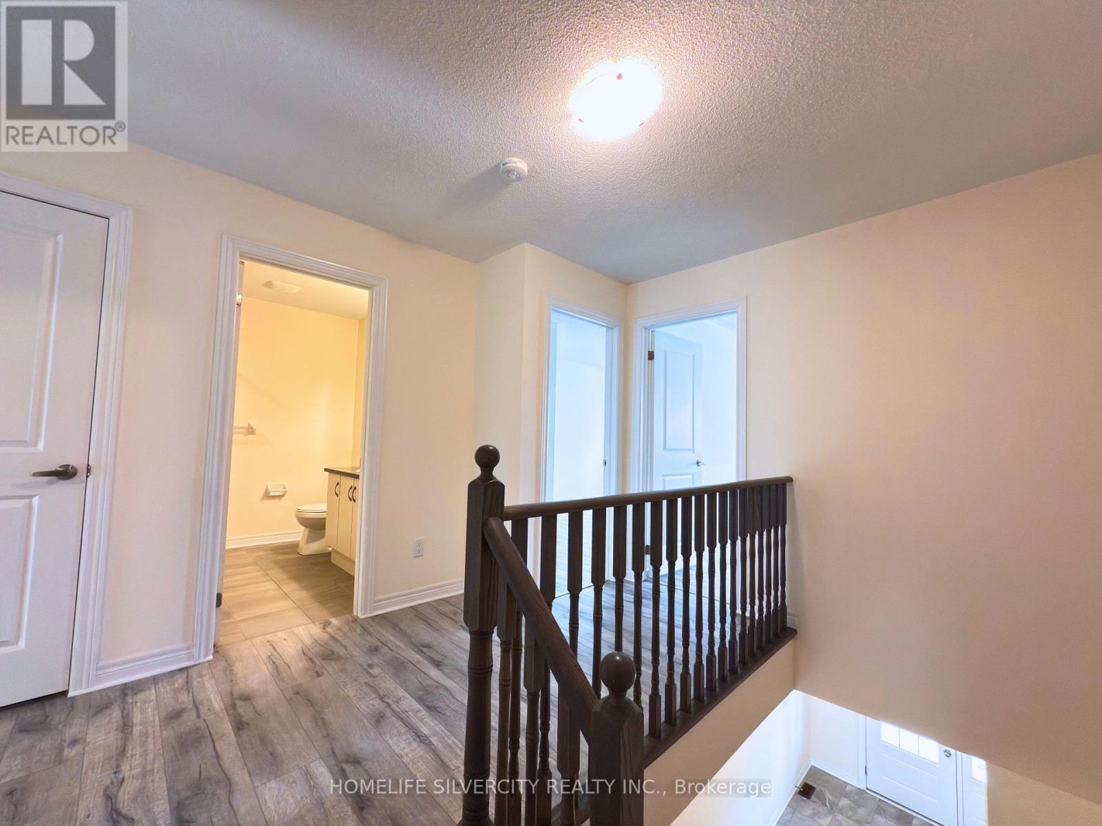 35 Sparkle Drive, Thorold, Ontario  L2V 0H2 - Photo 23 - X12479363