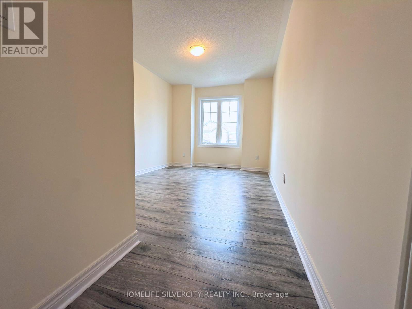 35 Sparkle Drive, Thorold, Ontario  L2V 0H2 - Photo 33 - X12479363