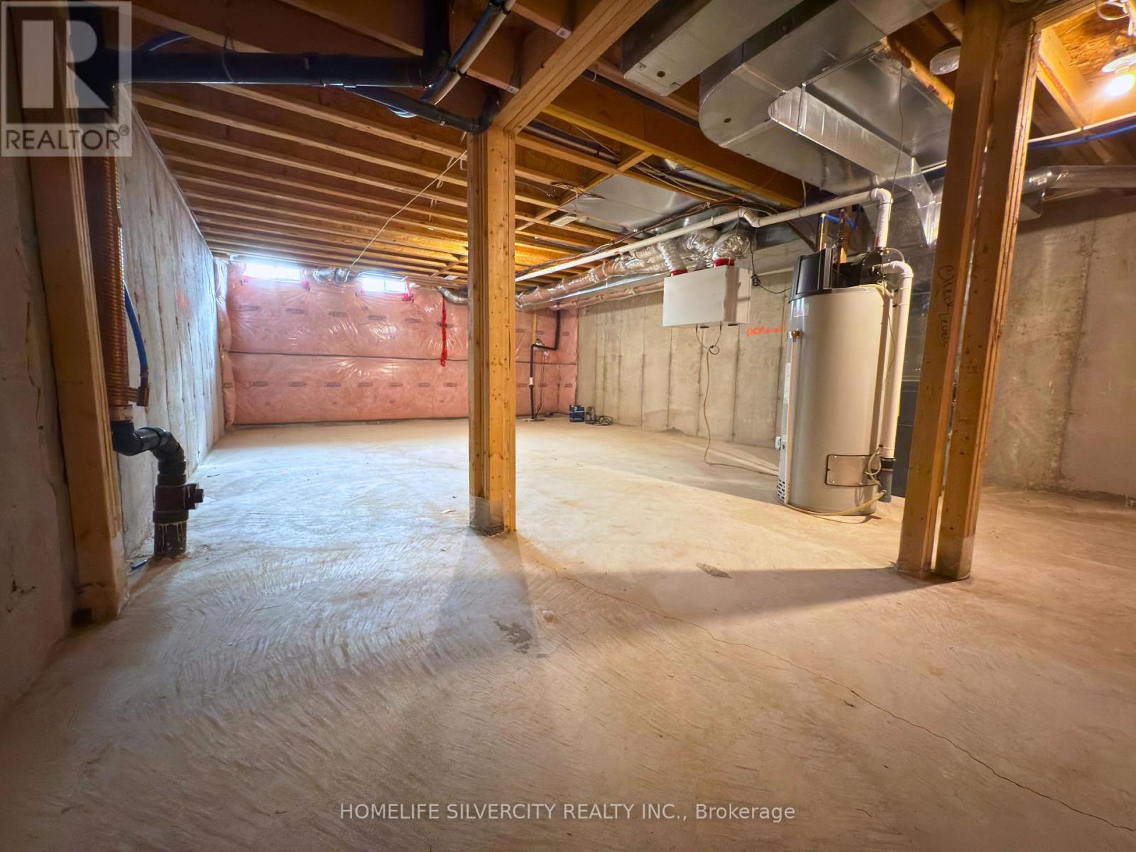 35 Sparkle Drive, Thorold, Ontario  L2V 0H2 - Photo 39 - X12479363