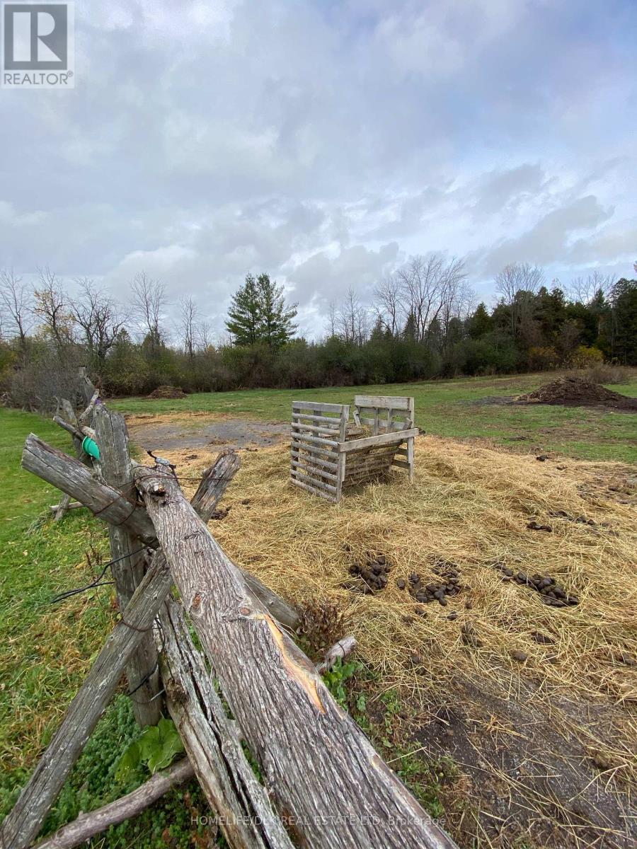 947 Townline Road N, North Grenville, Ontario  K0G 1J0 - Photo 36 - X12479135