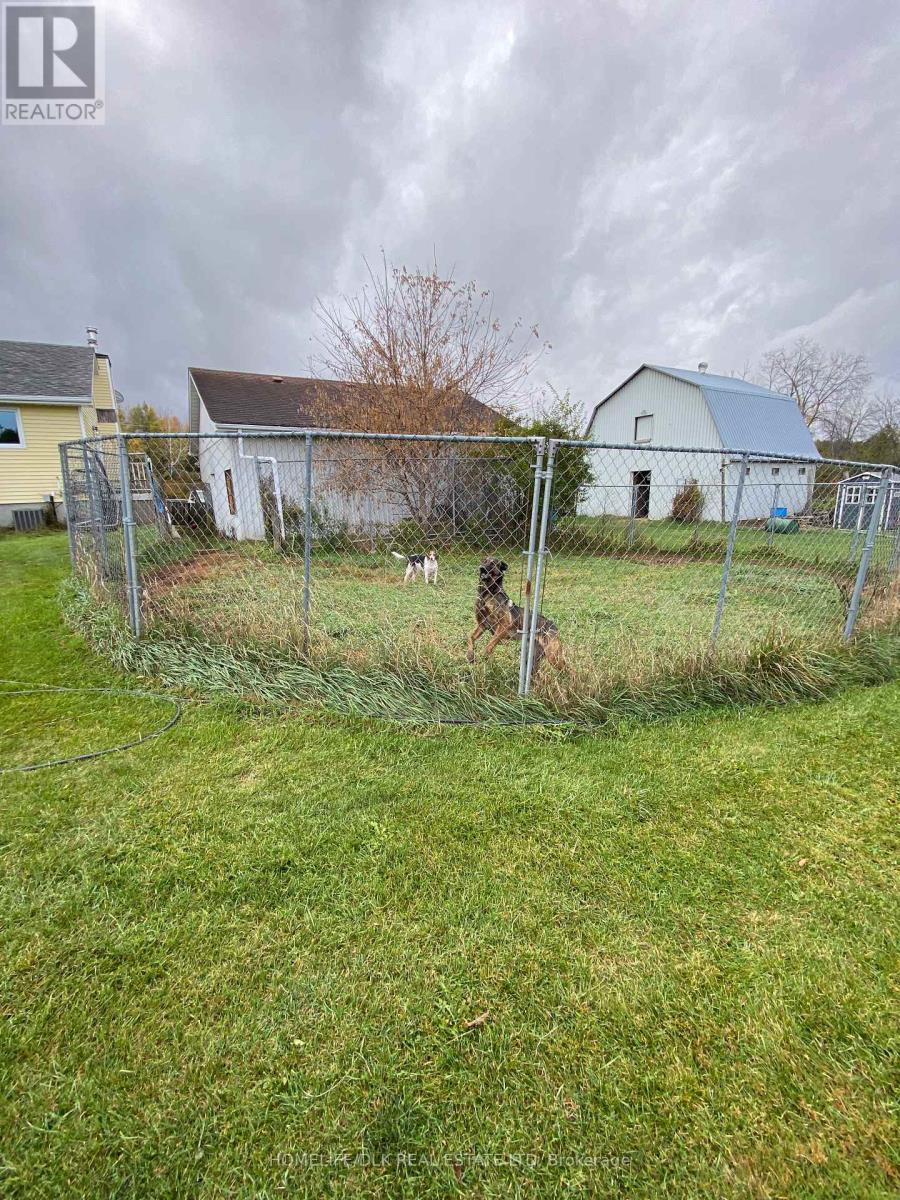 947 Townline Road N, North Grenville, Ontario  K0G 1J0 - Photo 37 - X12479135