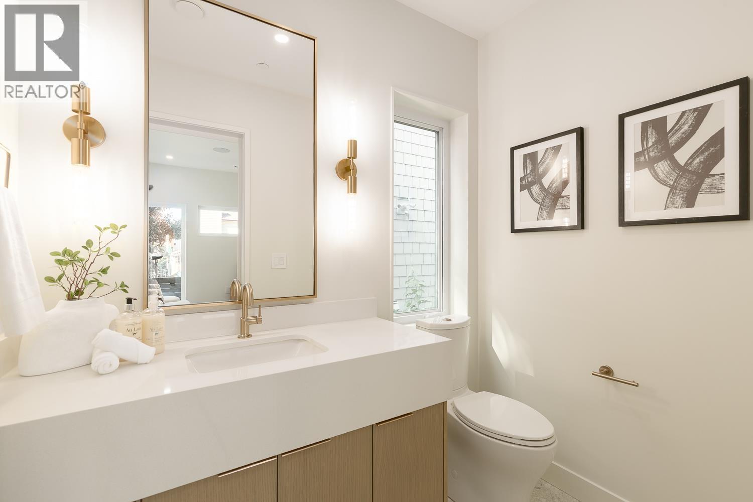 5403 Wales Street, Vancouver, British Columbia  V5R 3M9 - Photo 6 - R3061497