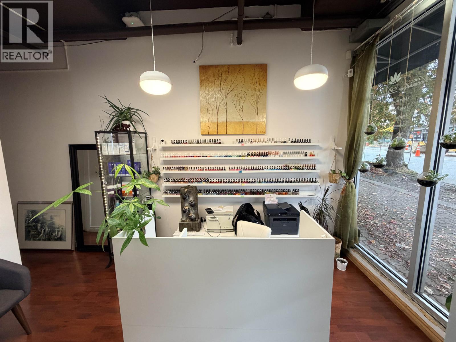 8073 Confidencial, Vancouver, British Columbia  V1V 1V1 - Photo 1 - C8071060