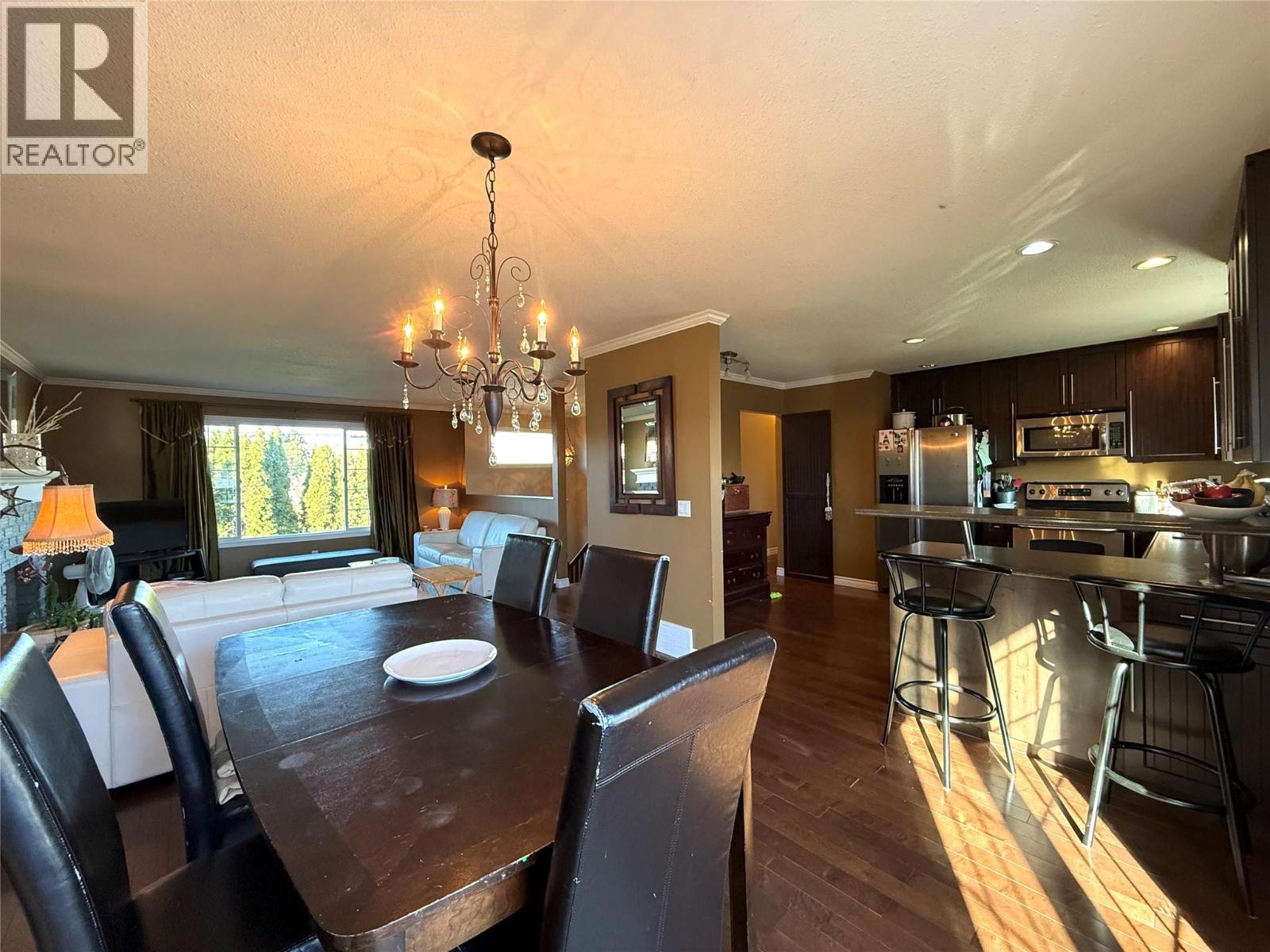 861 Nicolani Street, Kamloops, British Columbia  V2B 8C6 - Photo 6 - 10366424