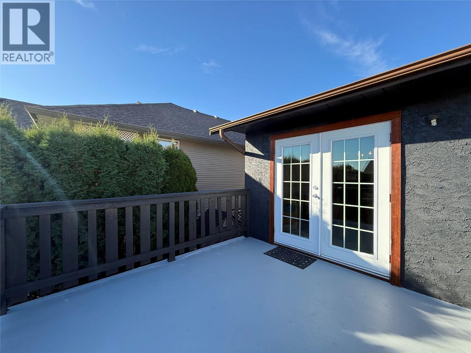 861 Nicolani Street, Kamloops, British Columbia  V2B 8C6 - Photo 3 - 10366424