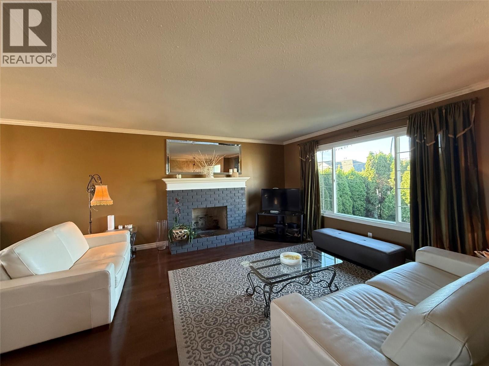 861 Nicolani Street, Kamloops, British Columbia  V2B 8C6 - Photo 4 - 10366424