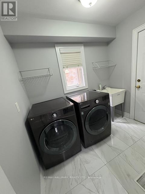 Main - 19 Wyman Crescent, Bradford West Gwillimbury, Ontario  L3Z 3J5 - Photo 10 - N12478405