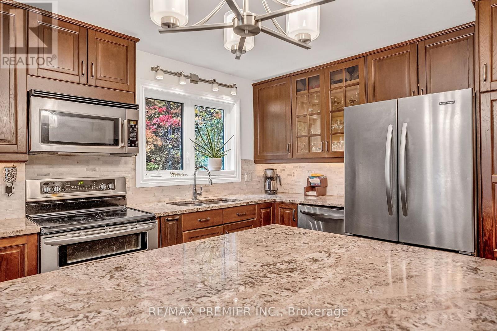 31 James Street, Vaughan, Ontario  L4L 1X6 - Photo 7 - N12479348