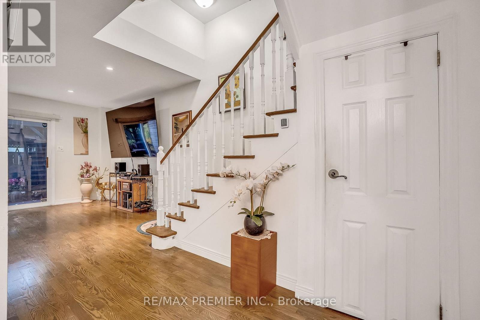 31 James Street, Vaughan, Ontario  L4L 1X6 - Photo 10 - N12479348