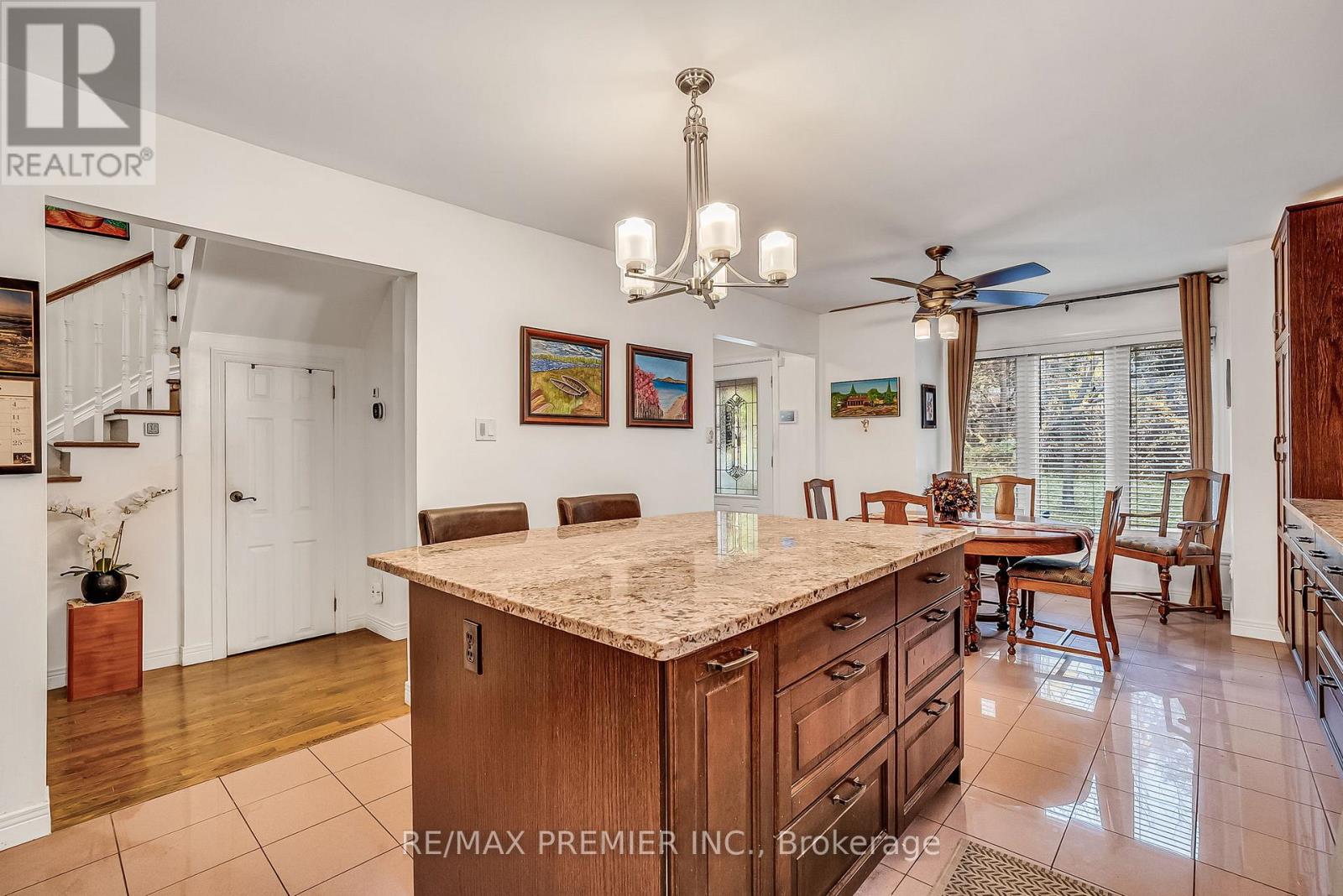 31 James Street, Vaughan, Ontario  L4L 1X6 - Photo 9 - N12479348