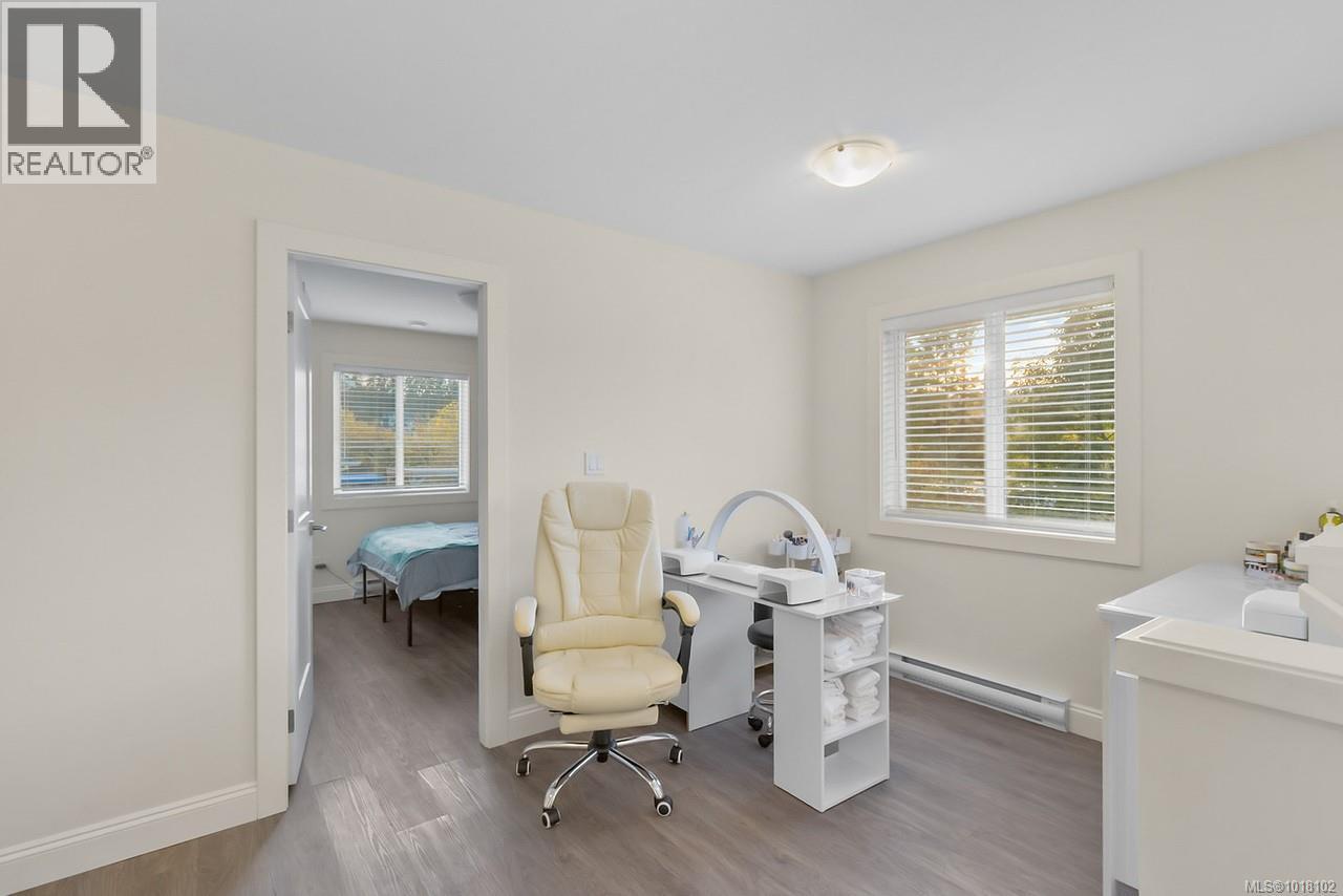905 Boardwalk Ave, Nanaimo, British Columbia  V9R 1B3 - Photo 13 - 1018102