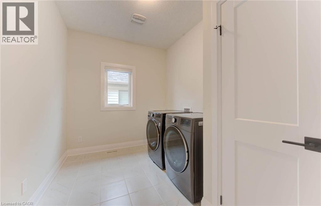 546 Bridgemill Crescent, Kitchener, Ontario  N2A 0K3 - Photo 34 - 40781712