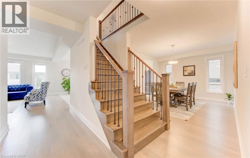 546 Bridgemill Crescent, Kitchener, Ontario  N2A 0K3 - Photo 9 - 40781712