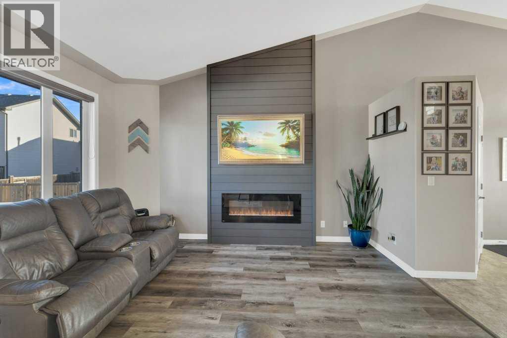 9 Rozier Close, Sylvan Lake, Alberta  T4S 0B8 - Photo 6 - A2266131