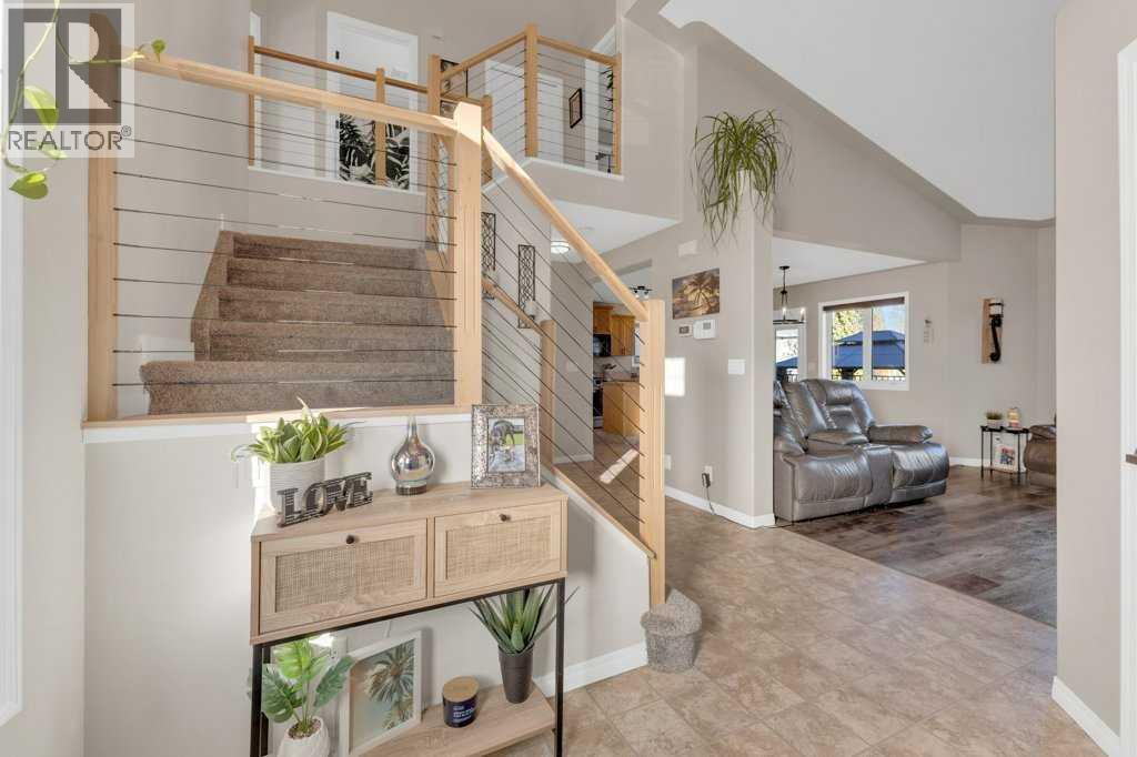 9 Rozier Close, Sylvan Lake, Alberta  T4S 0B8 - Photo 4 - A2266131