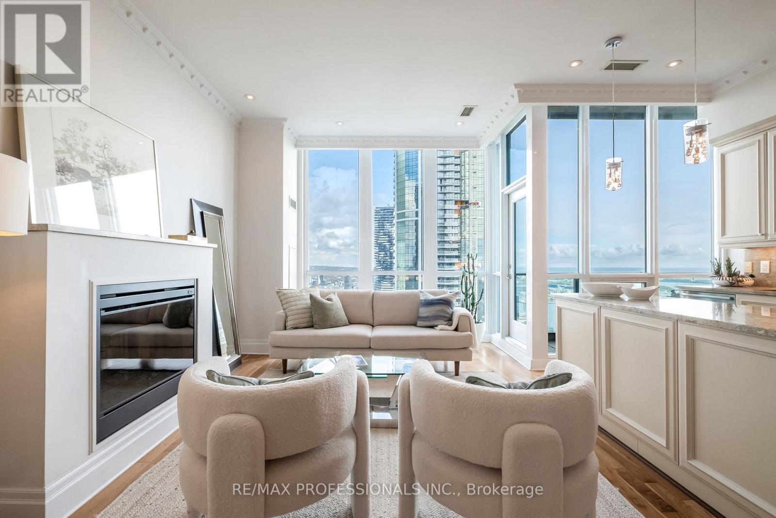 5304 - 16 Harbour Street, Toronto, Ontario  M5J 2Z7 - Photo 10 - C12479410