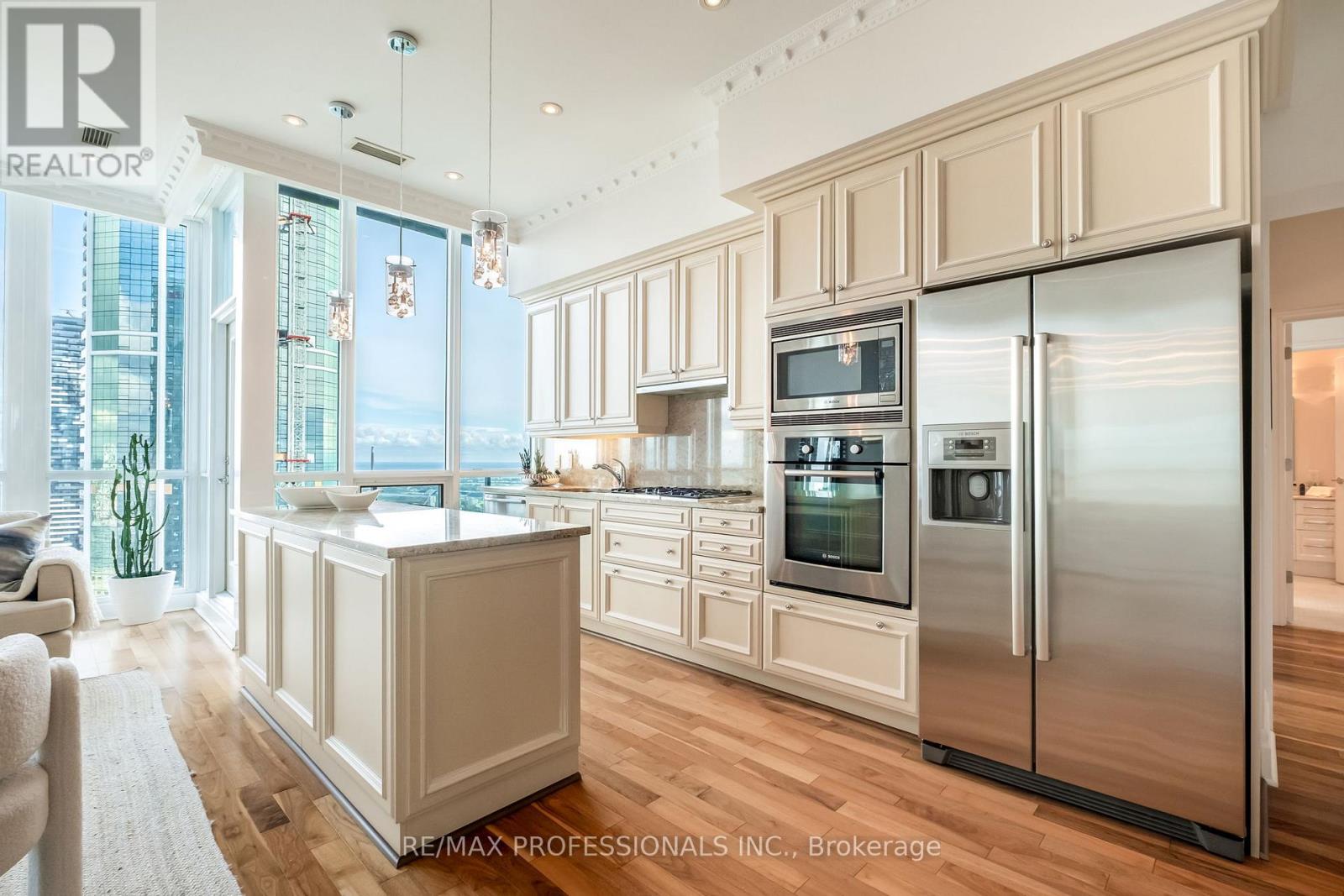 5304 - 16 Harbour Street, Toronto, Ontario  M5J 2Z7 - Photo 13 - C12479410