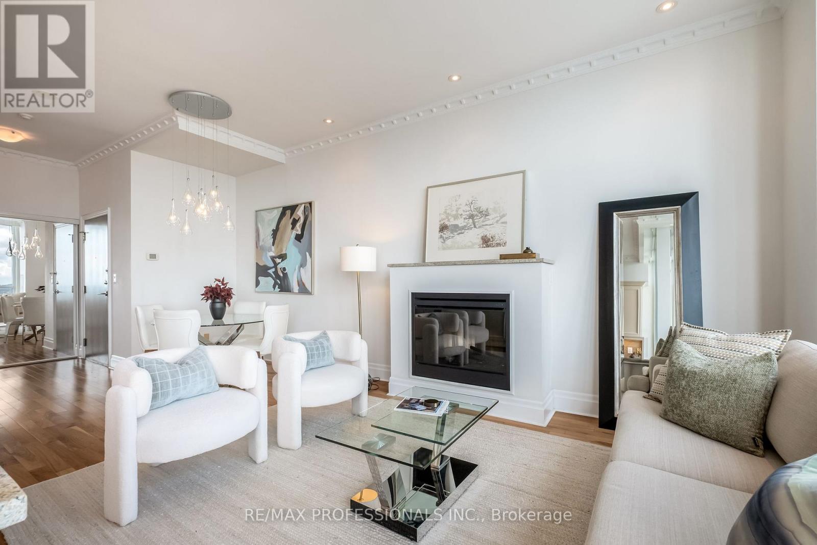 5304 - 16 Harbour Street, Toronto, Ontario  M5J 2Z7 - Photo 17 - C12479410