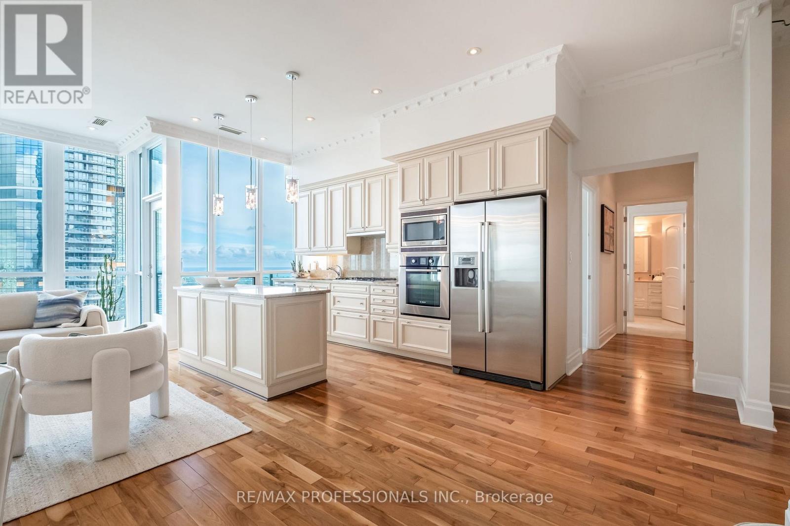 5304 - 16 Harbour Street, Toronto, Ontario  M5J 2Z7 - Photo 5 - C12479410