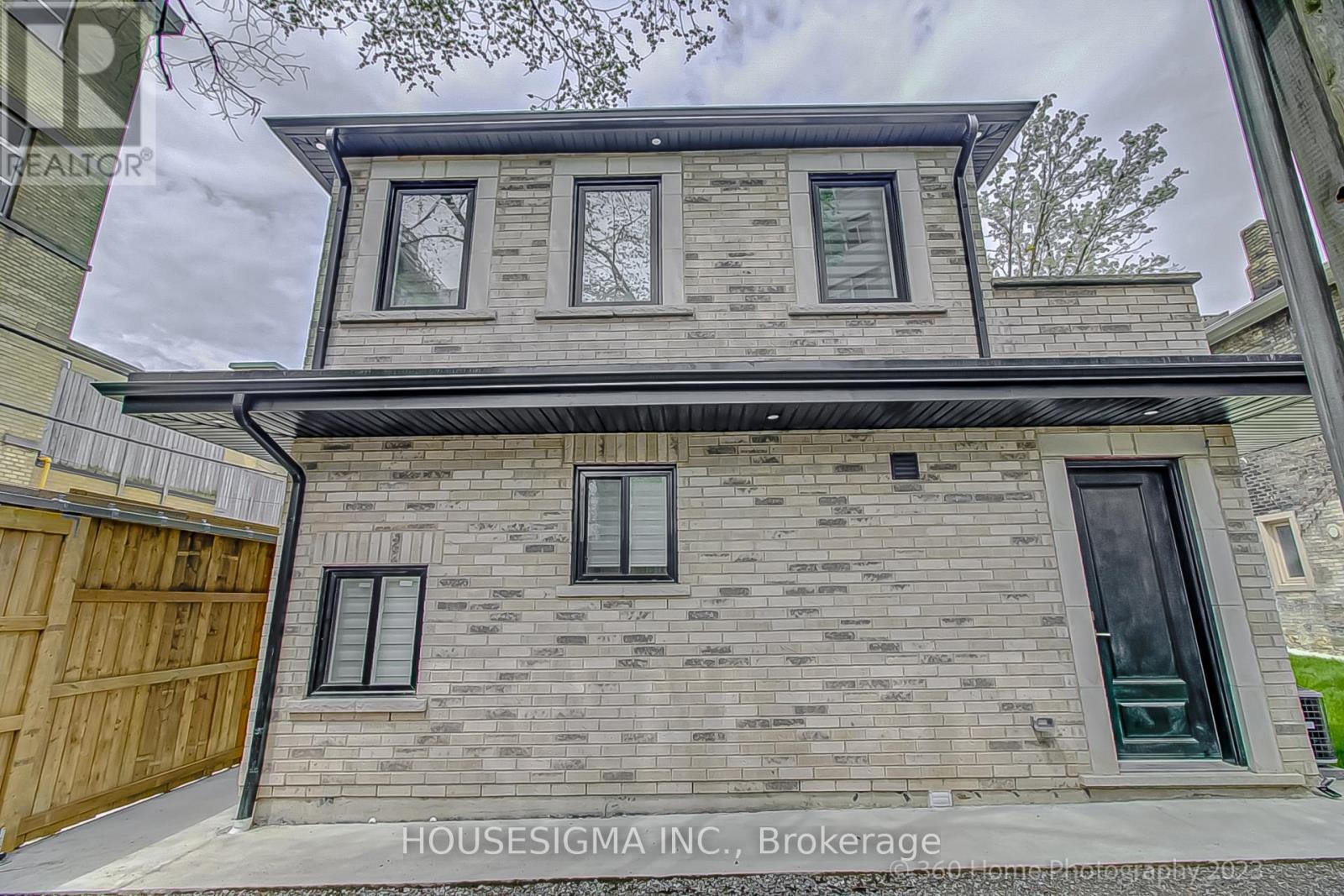 Laneway Upper - 104 Pembroke Street, Toronto, Ontario  M5A 2N8 - Photo 17 - C12479420