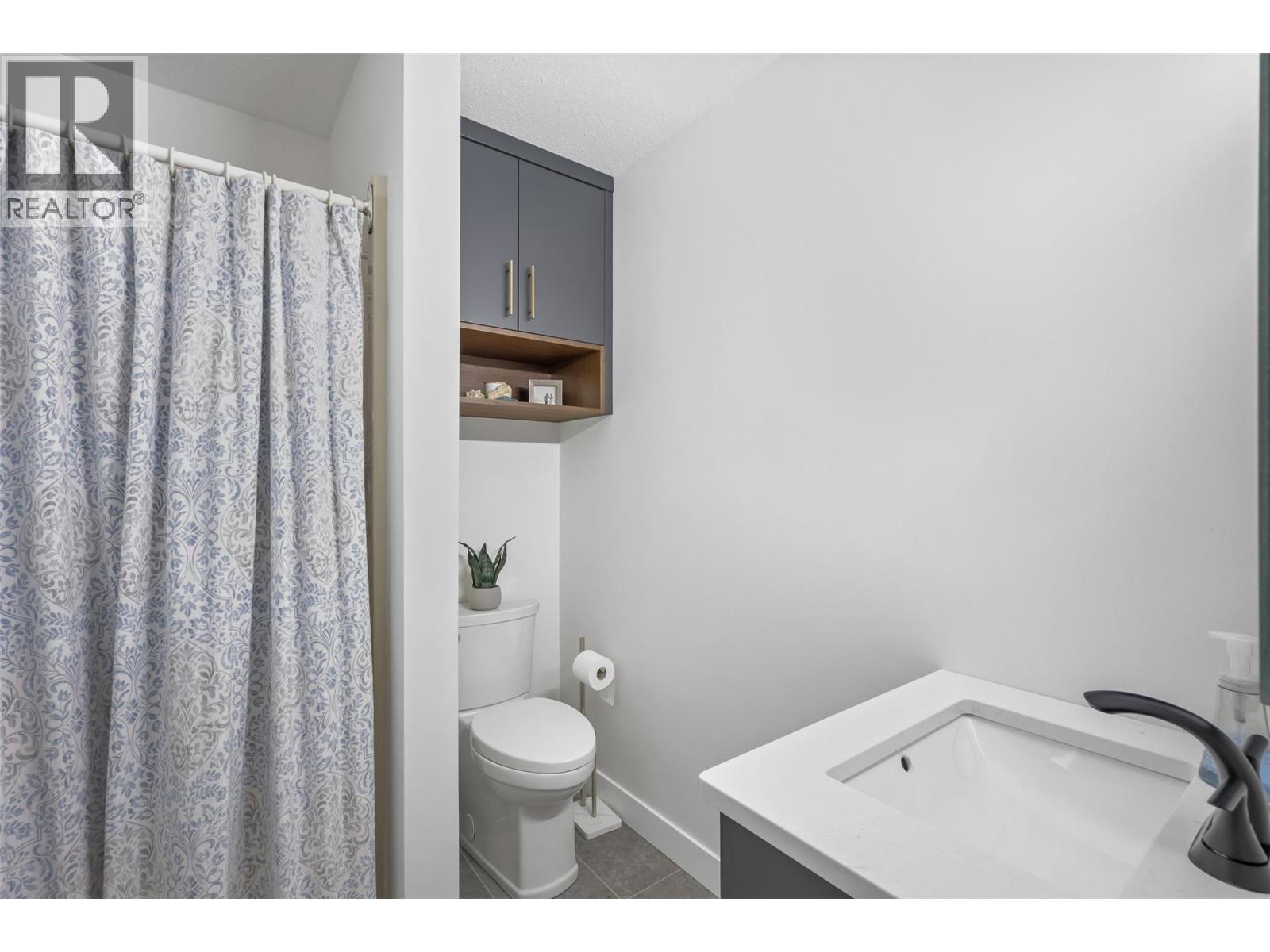 2753 Qu'appelle Boulevard, Kamloops, British Columbia  V2E 2J9 - Photo 13 - 10366519