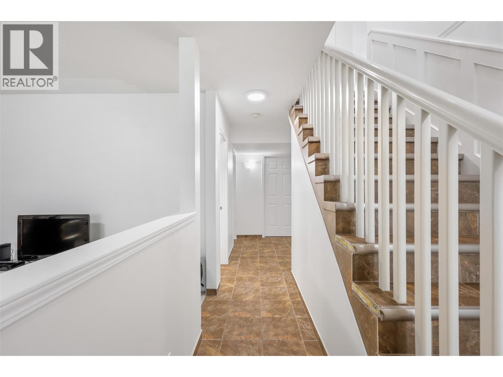 2753 Qu'appelle Boulevard, Kamloops, British Columbia  V2E 2J9 - Photo 17 - 10366519