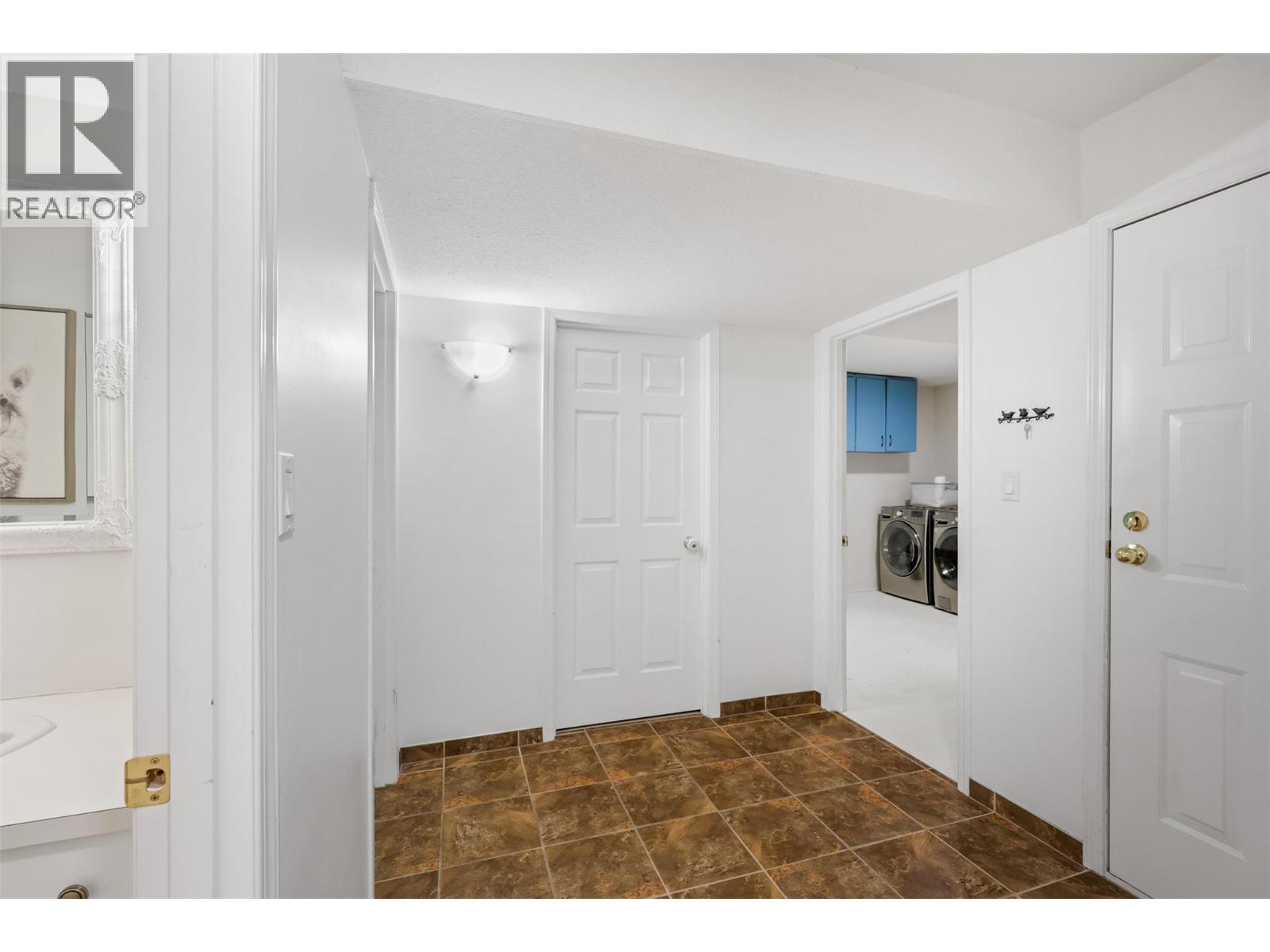 2753 Qu'appelle Boulevard, Kamloops, British Columbia  V2E 2J9 - Photo 20 - 10366519