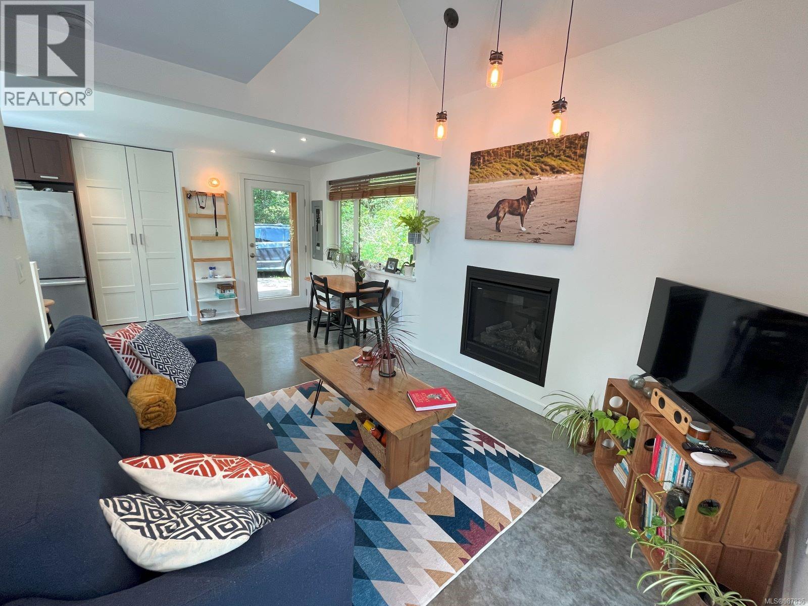 1156 Pacific Rim Hwy, Tofino, British Columbia  V0R 2Z0 - Photo 45 - 987836