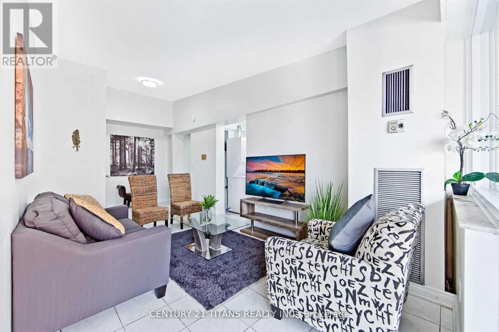 510 - 4064 Lawrence Avenue E, Toronto, Ontario  M1E 4V6 - Photo 2 - E12479396