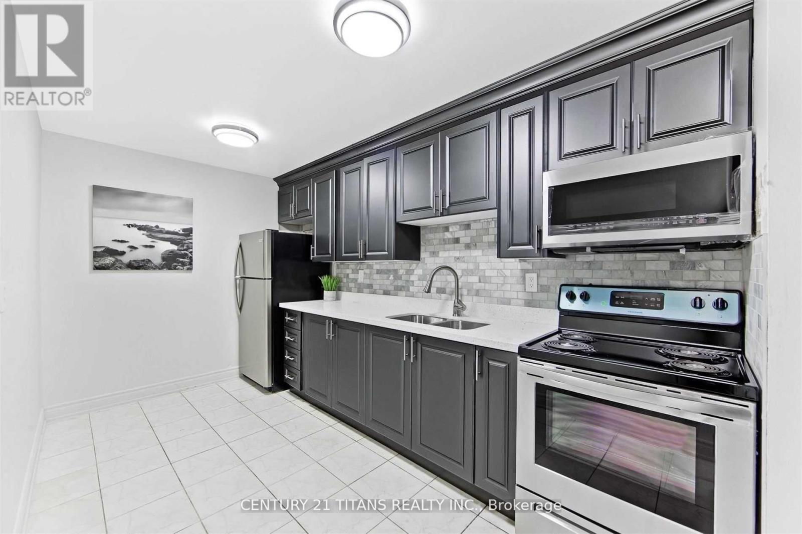 510 - 4064 Lawrence Avenue E, Toronto, Ontario  M1E 4V6 - Photo 4 - E12479396