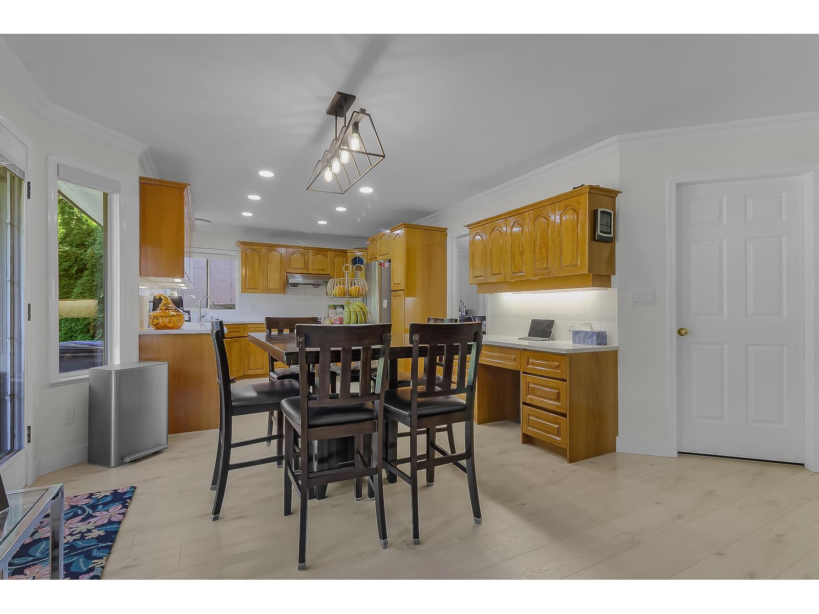 19113 62a Avenue, Surrey, British Columbia  V3S 8C6 - Photo 9 - R3061499
