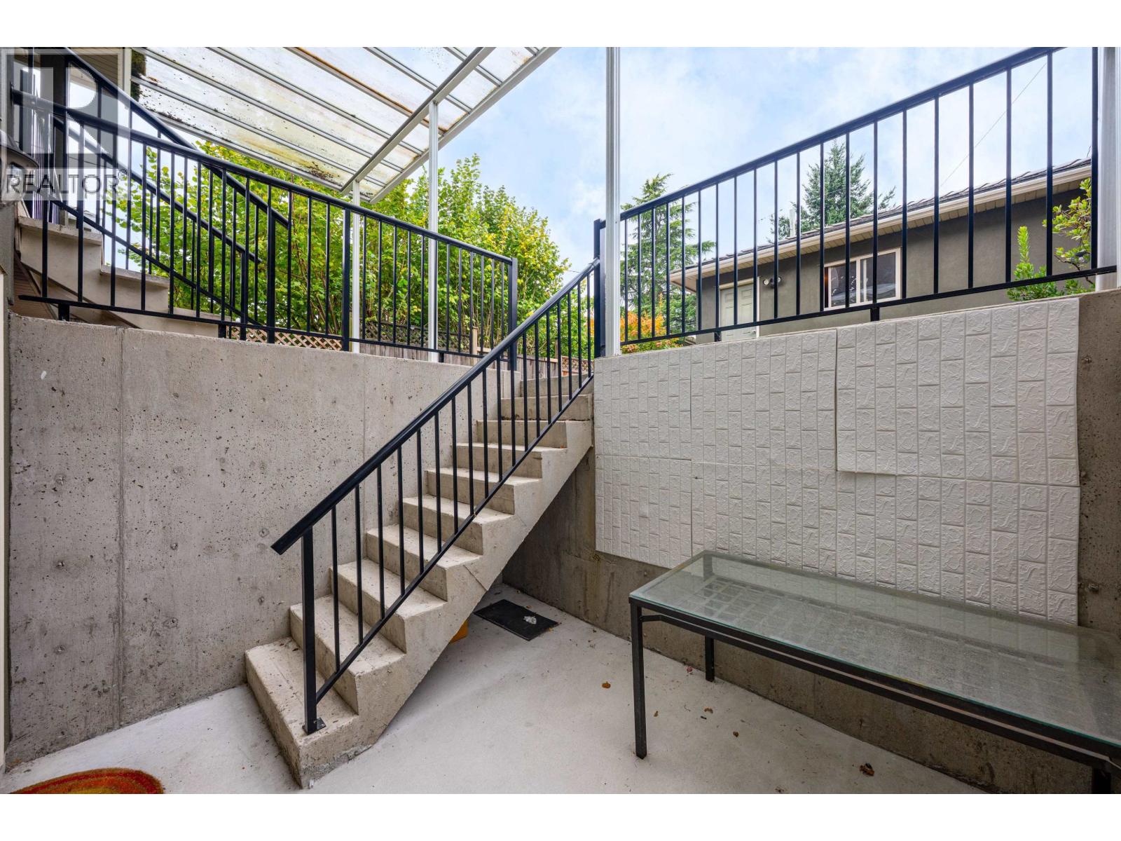 7949 Montcalm Street, Vancouver, British Columbia  V6P 4P2 - Photo 33 - R3061506