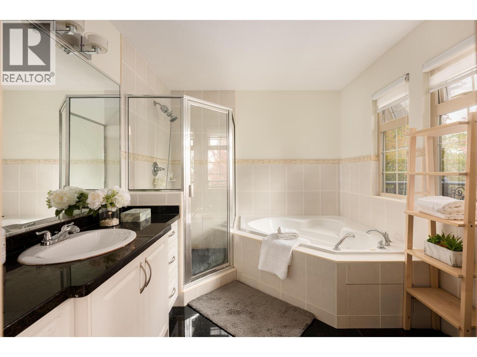 7949 Montcalm Street, Vancouver, British Columbia  V6P 4P2 - Photo 19 - R3061506