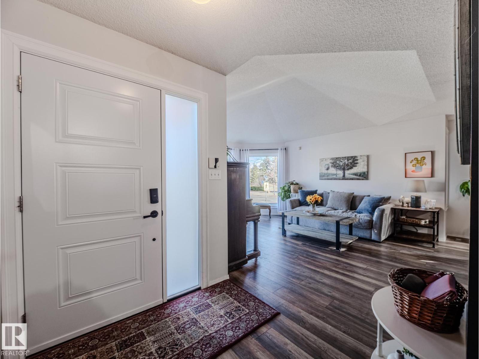 14 Heritage Bv, St. Albert, Alberta  T8N 5P8 - Photo 3 - E4463270