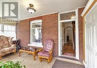 33 Sussex Street S, Kawartha Lakes, Ontario  K9V 3E7 - Photo 10 - X12479495