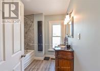 33 Sussex Street S, Kawartha Lakes, Ontario  K9V 3E7 - Photo 26 - X12479495