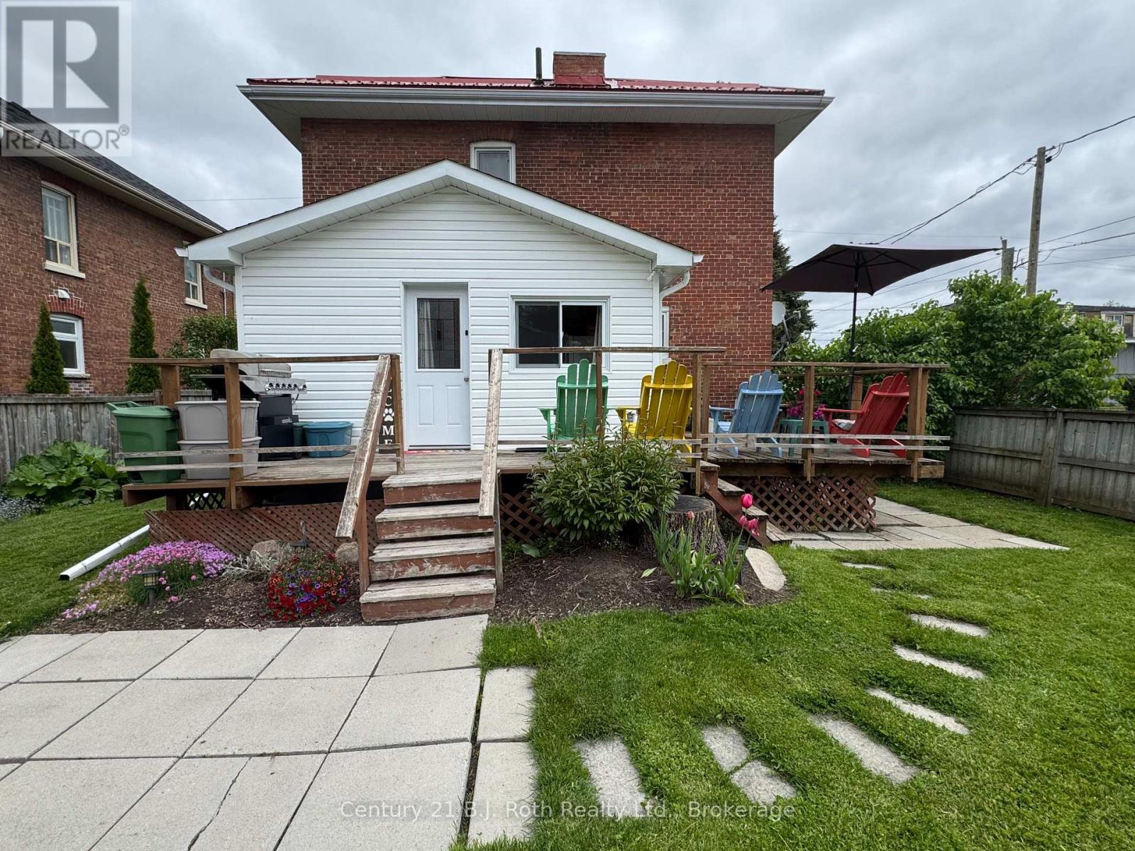 33 Sussex Street S, Kawartha Lakes, Ontario  K9V 3E7 - Photo 31 - X12479495