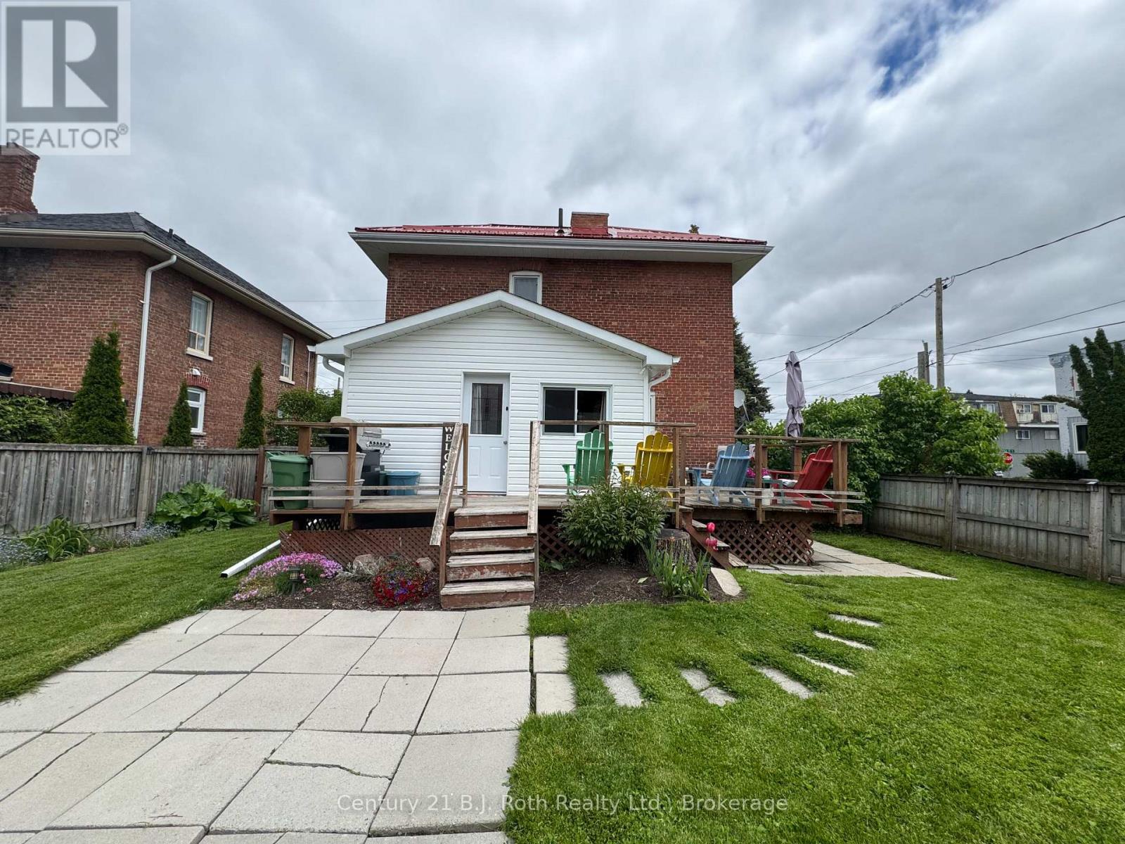 33 Sussex Street S, Kawartha Lakes, Ontario  K9V 3E7 - Photo 34 - X12479495