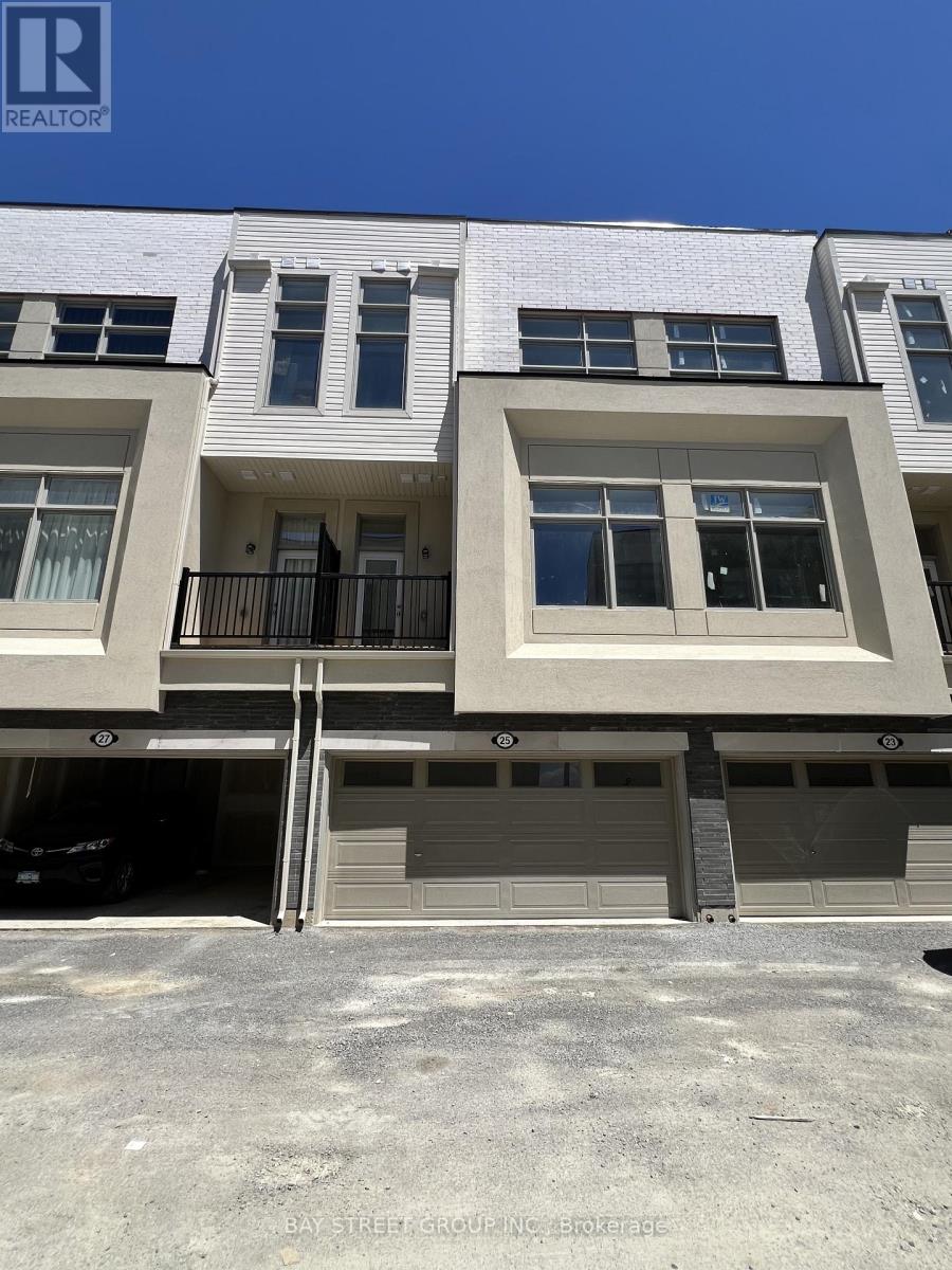 25 ALBERT FIRMAN LANE, Markham, Ontario