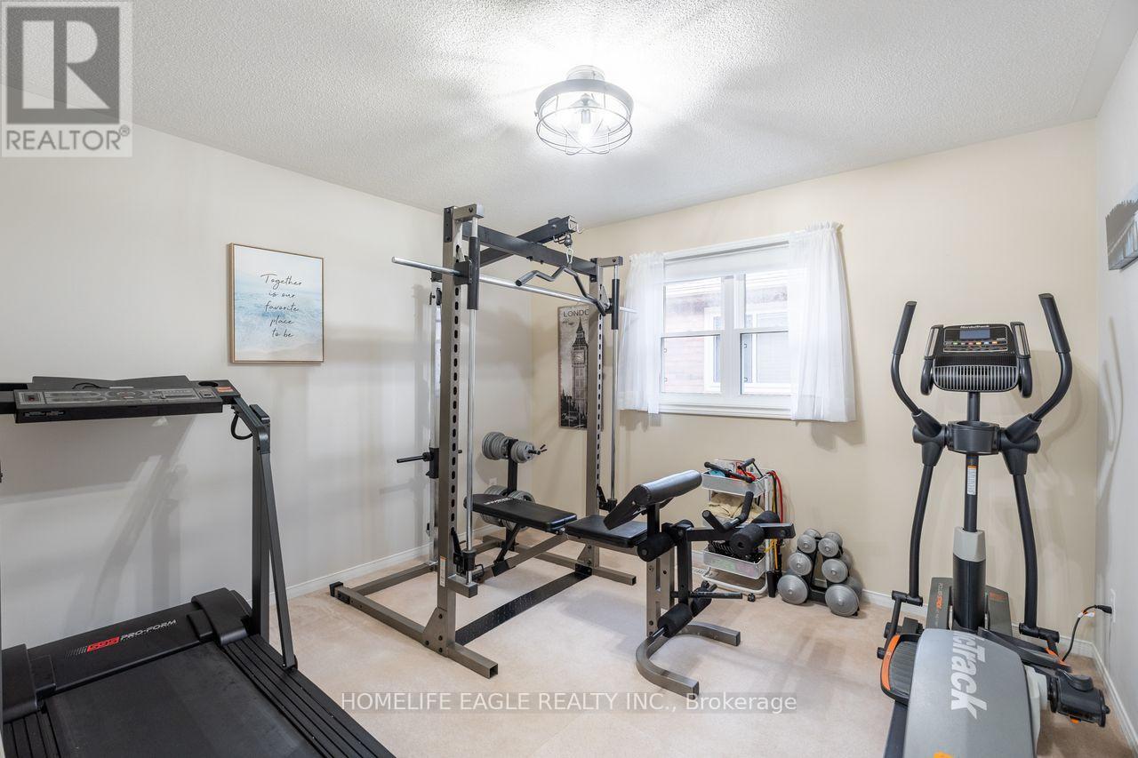 114 Surgeoner Crescent, Newmarket, Ontario  L3X 2L2 - Photo 14 - N12479414