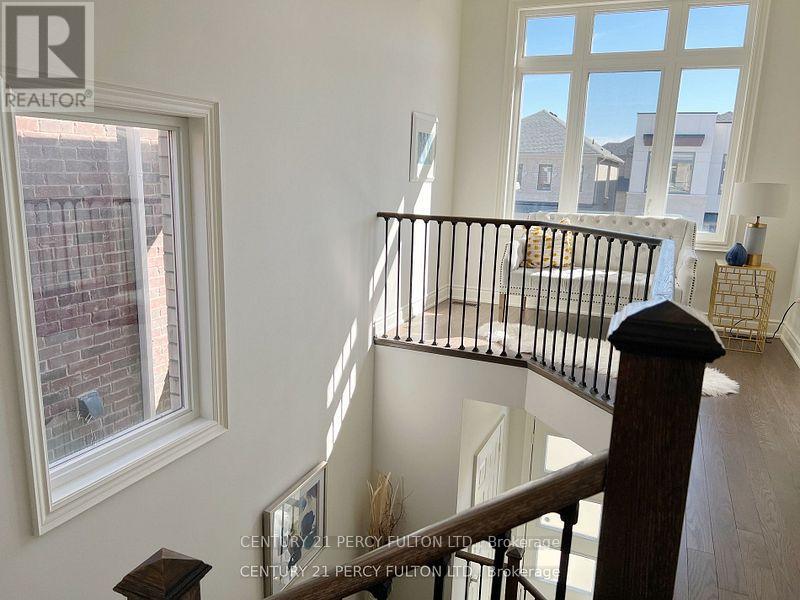 178 Fallharvest Way, Whitchurch-Stouffville, Ontario  L4A 4W3 - Photo 11 - N12479424