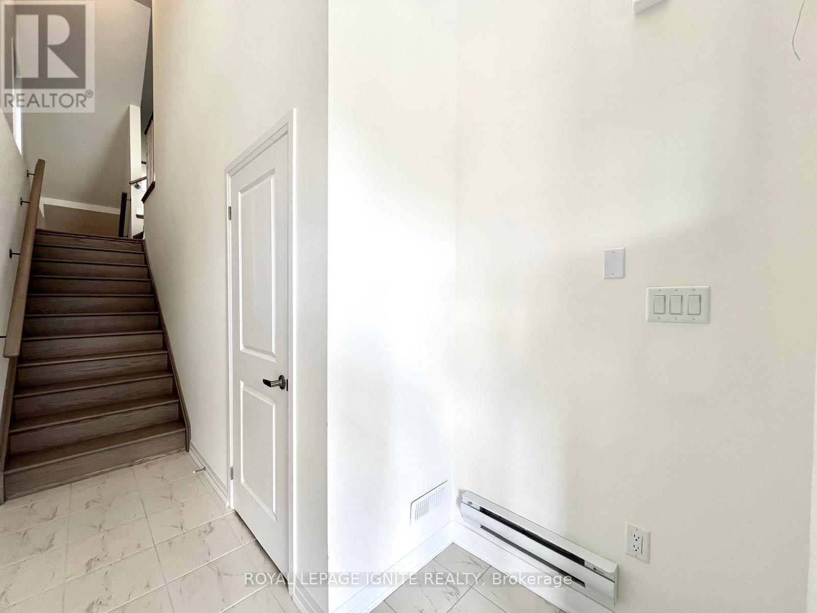 552 Hudson Crescent, Midland, Ontario  L4R 0J1 - Photo 2 - S12479418