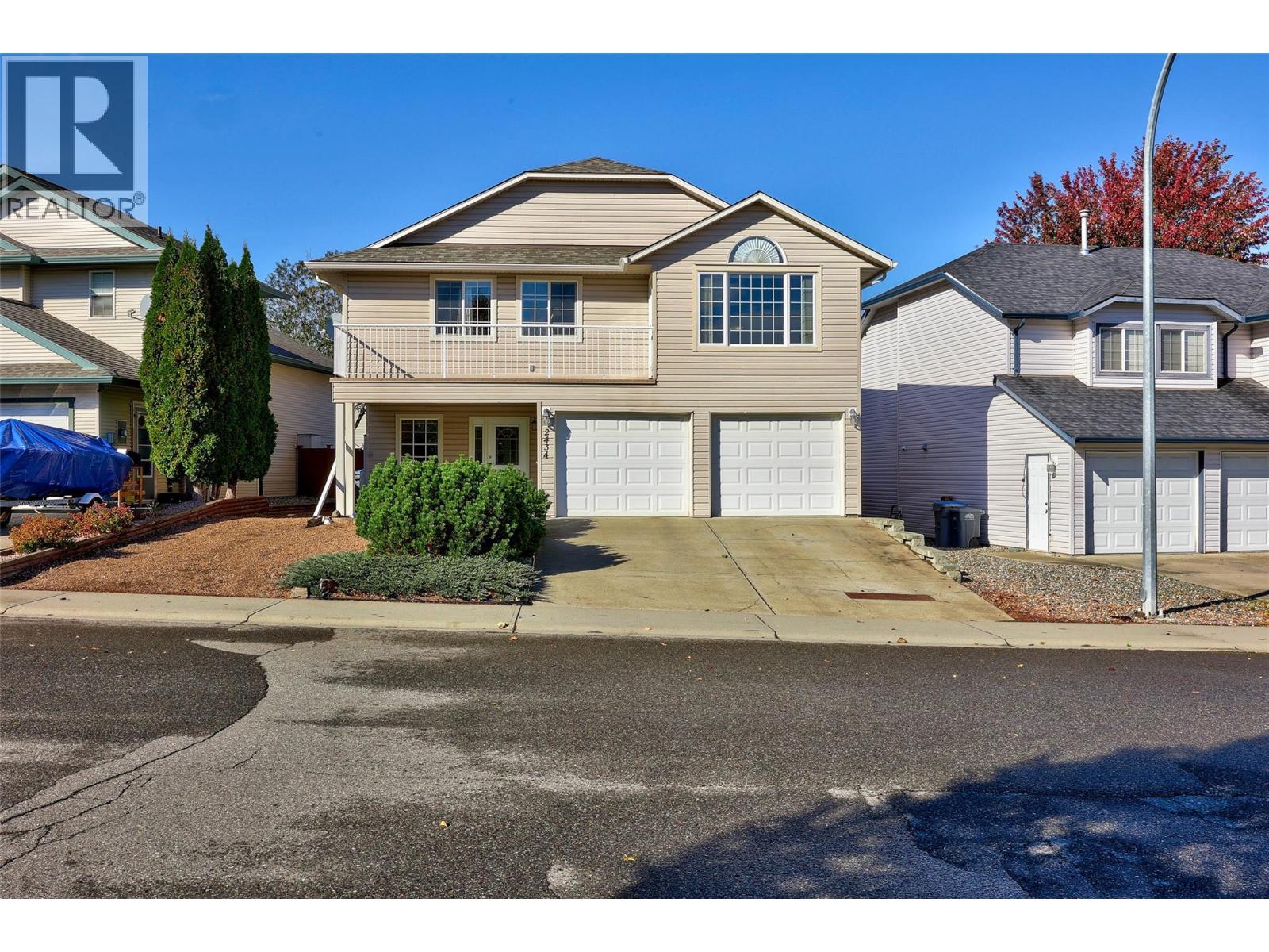 2434 Abbeyglen Way, Kamloops, British Columbia  V1S 1Y7 - Photo 9 - 10366652