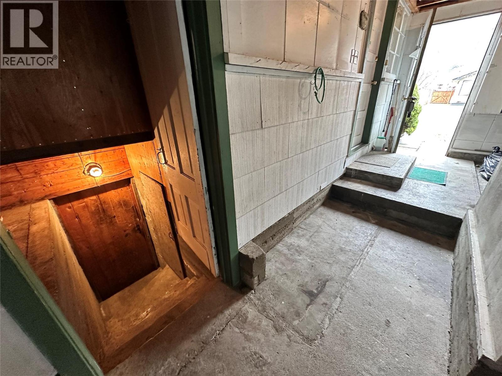 8267 Riverside Drive, Grand Forks, British Columbia  V0H 1H0 - Photo 35 - 10366567