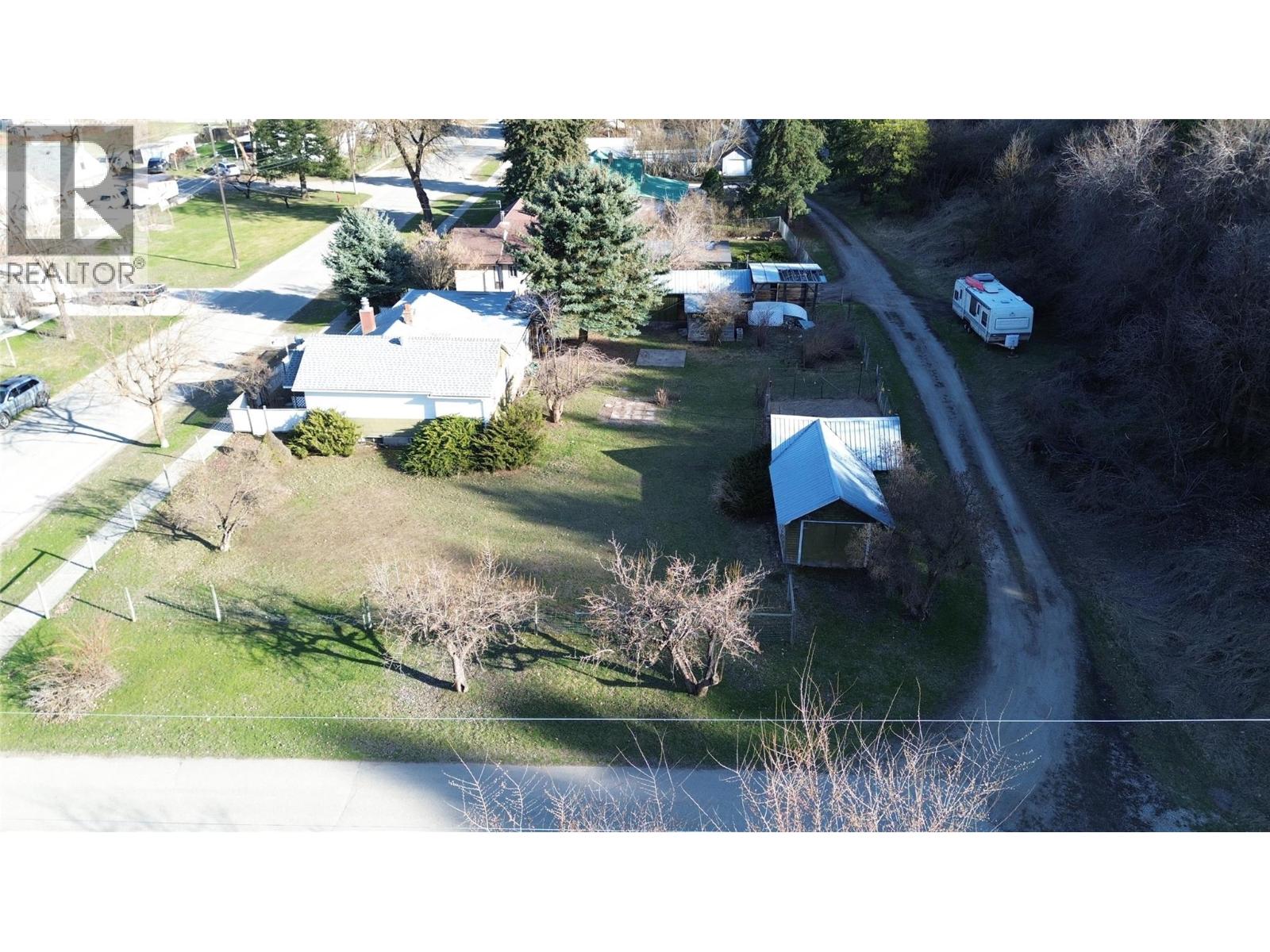 8267 Riverside Drive, Grand Forks, British Columbia  V0H 1H0 - Photo 57 - 10366567