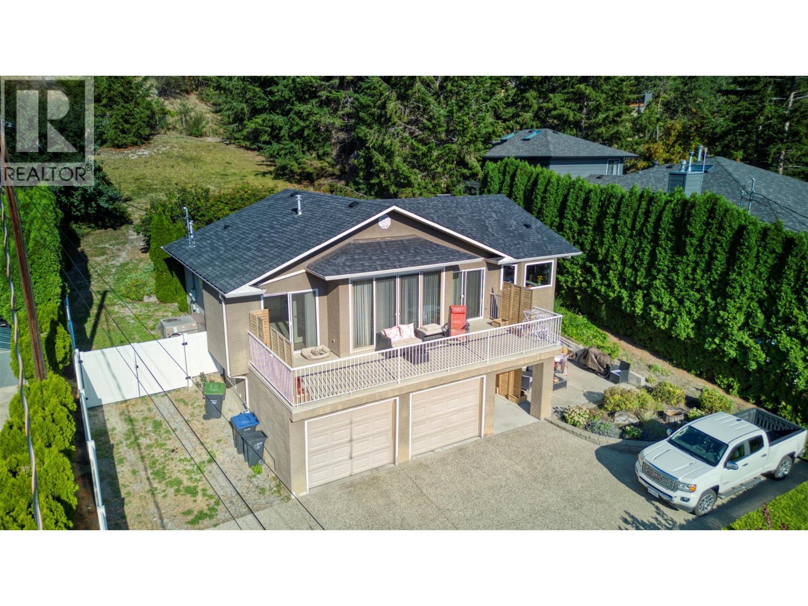12975 Pixton Road, Lake Country, British Columbia  V4V 1C9 - Photo 2 - 10366000