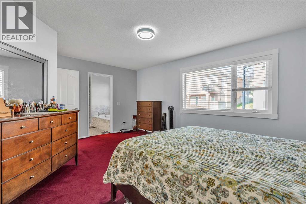 109 Royal Crest Terrace Nw, Calgary, Alberta  T3G 4M2 - Photo 29 - A2258958