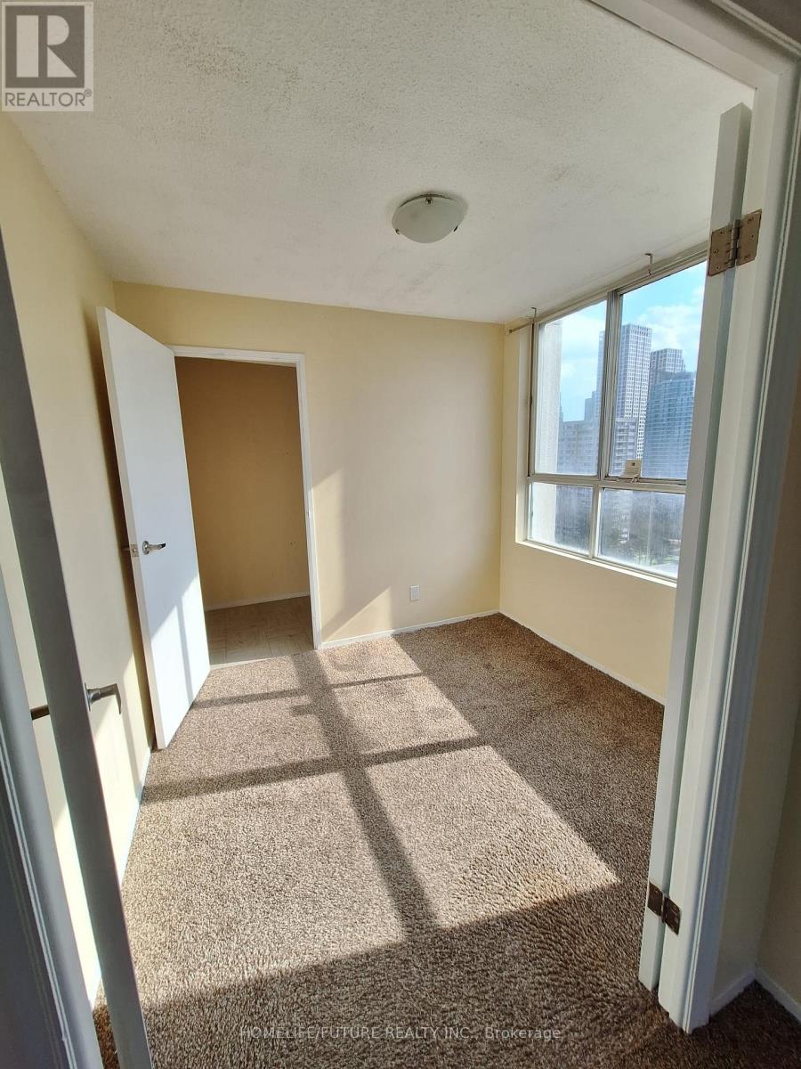 1708 - 3695 Kaneff Crescent, Mississauga, Ontario  L5A 4B6 - Photo 10 - W12479400
