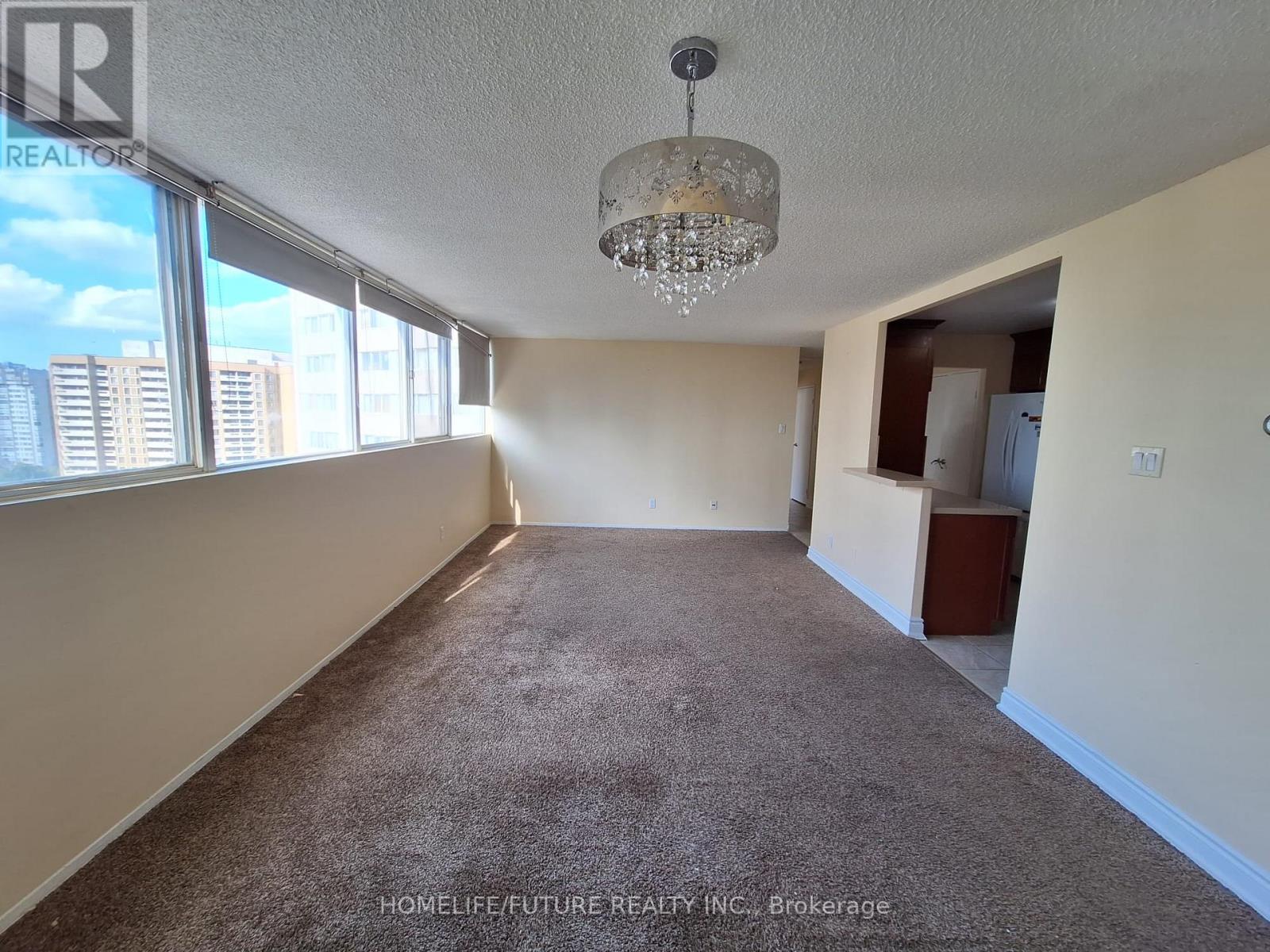 1708 - 3695 Kaneff Crescent, Mississauga, Ontario  L5A 4B6 - Photo 9 - W12479400
